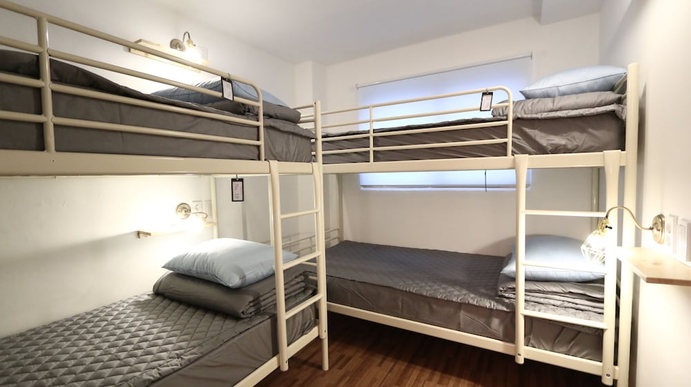 Female Dorm, Female Only, Basic, Bunk Bed