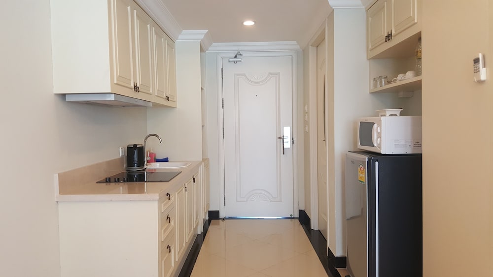 Lk Noble Suite 16/26