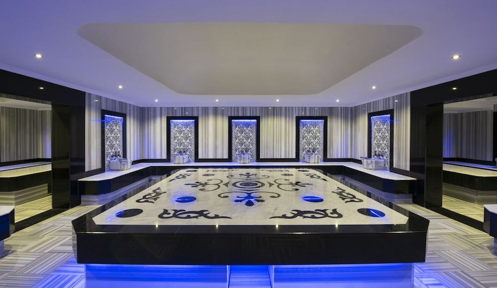 Asia Beach Resort & Spa Hotel 31/74