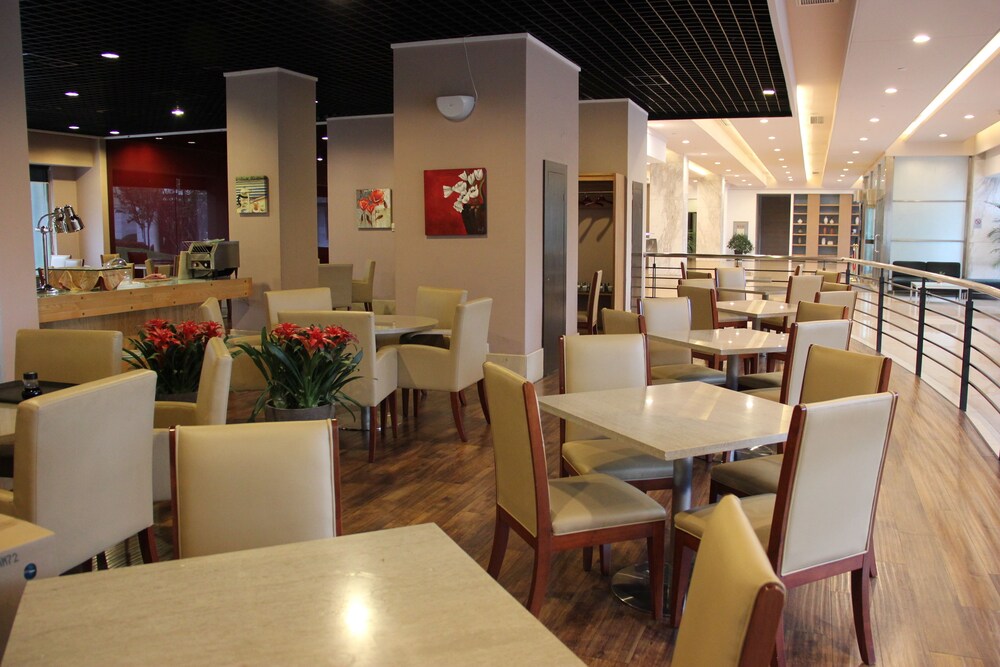 Green Park Hotel Tianjin 36/50