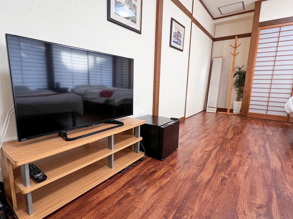 Hondori Inn 43/60