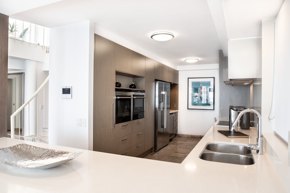 Noosa Pacific Riverfront Resort 26/50