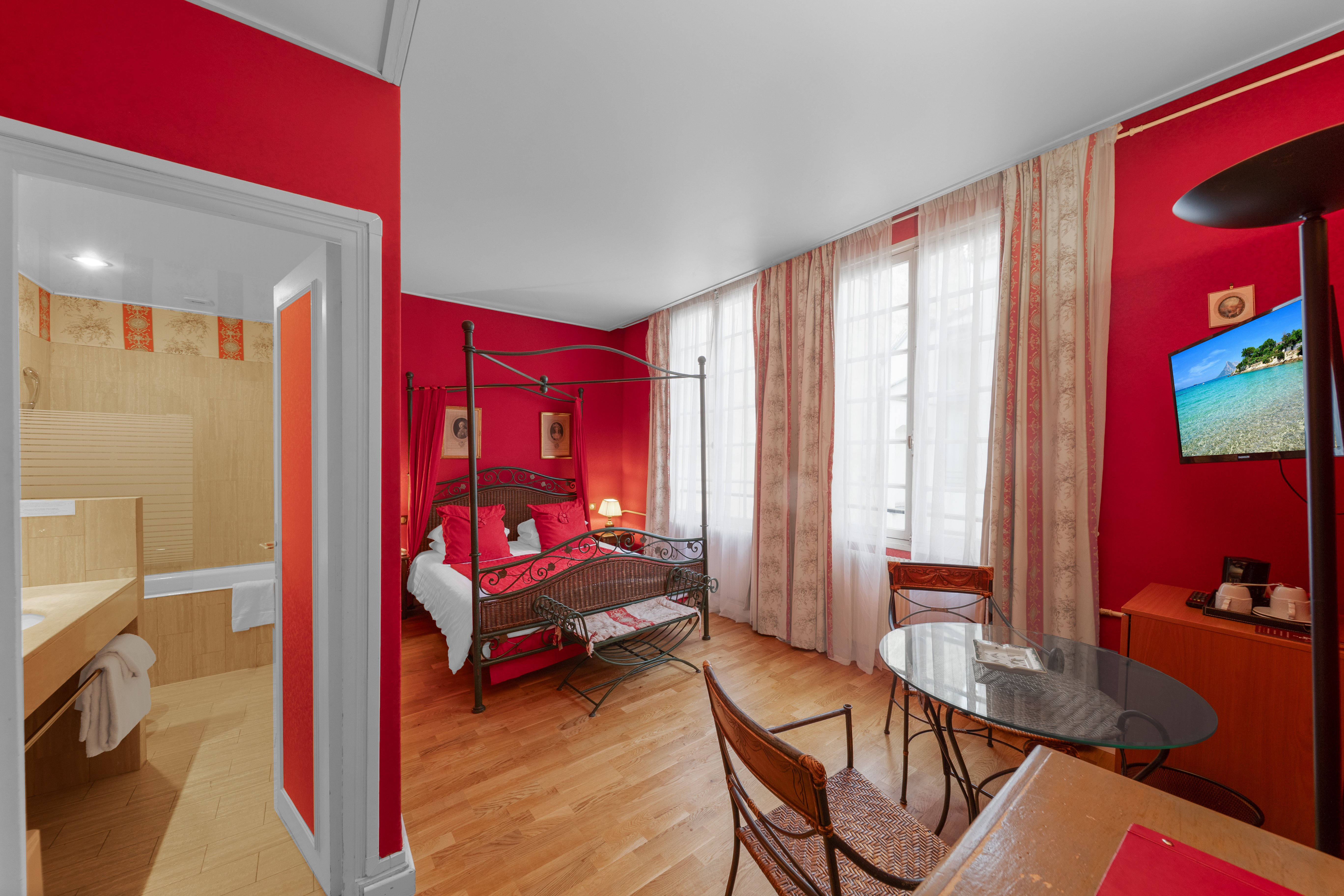 HOTEL DE LA BRETONNERIE 57/86