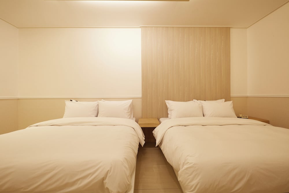 JM Hotel 15/66