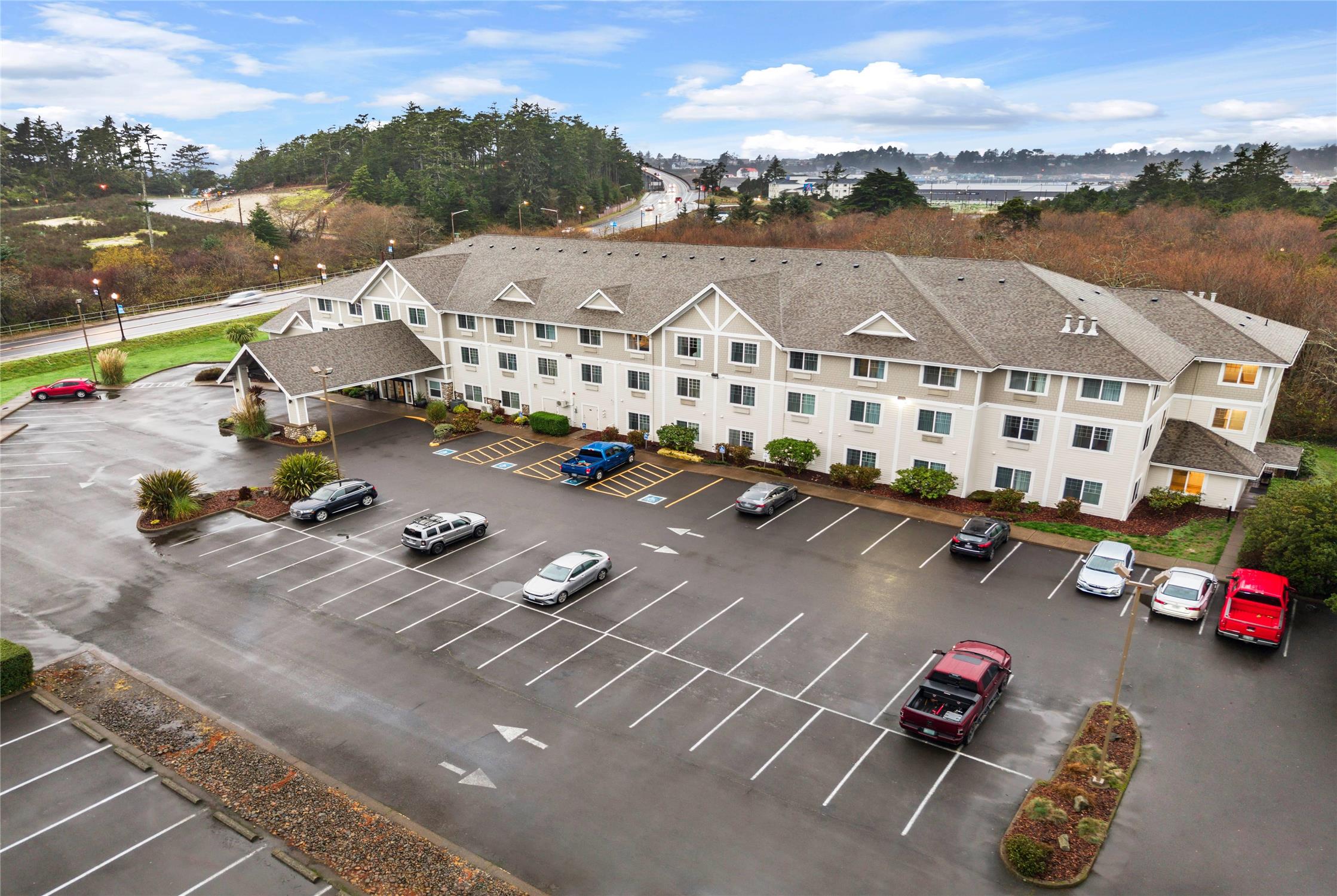 La Quinta Inn Suites By Wyndham Newport 39/40