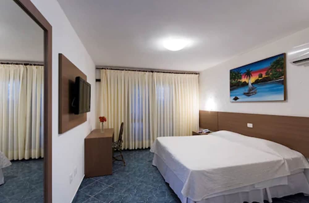 D Beach Resort 8/50