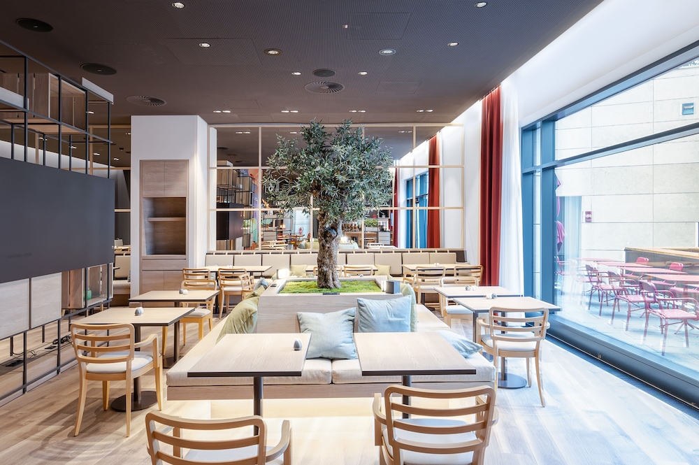IntercityHotel Karlsruhe 29/35