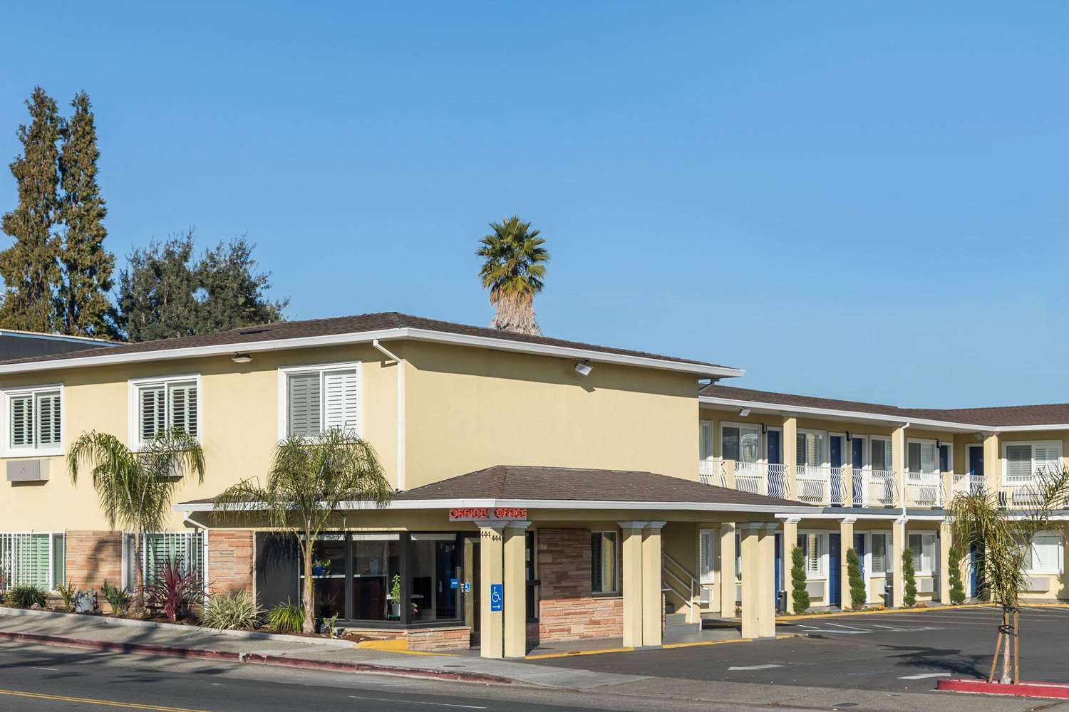 Vallejo Inn 1/27