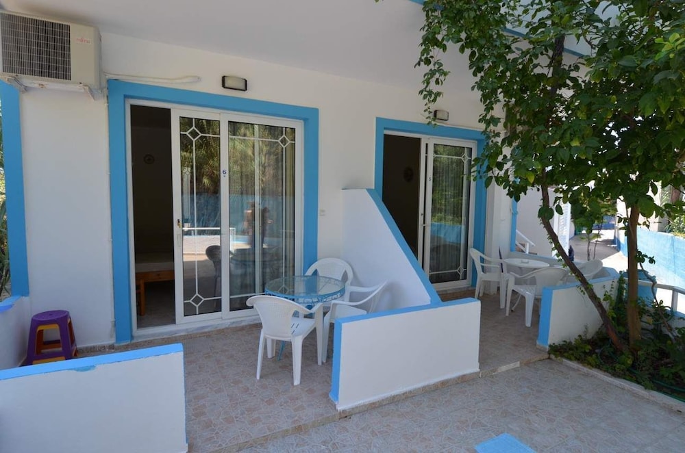 Marianthi Studios Stegna 44/70