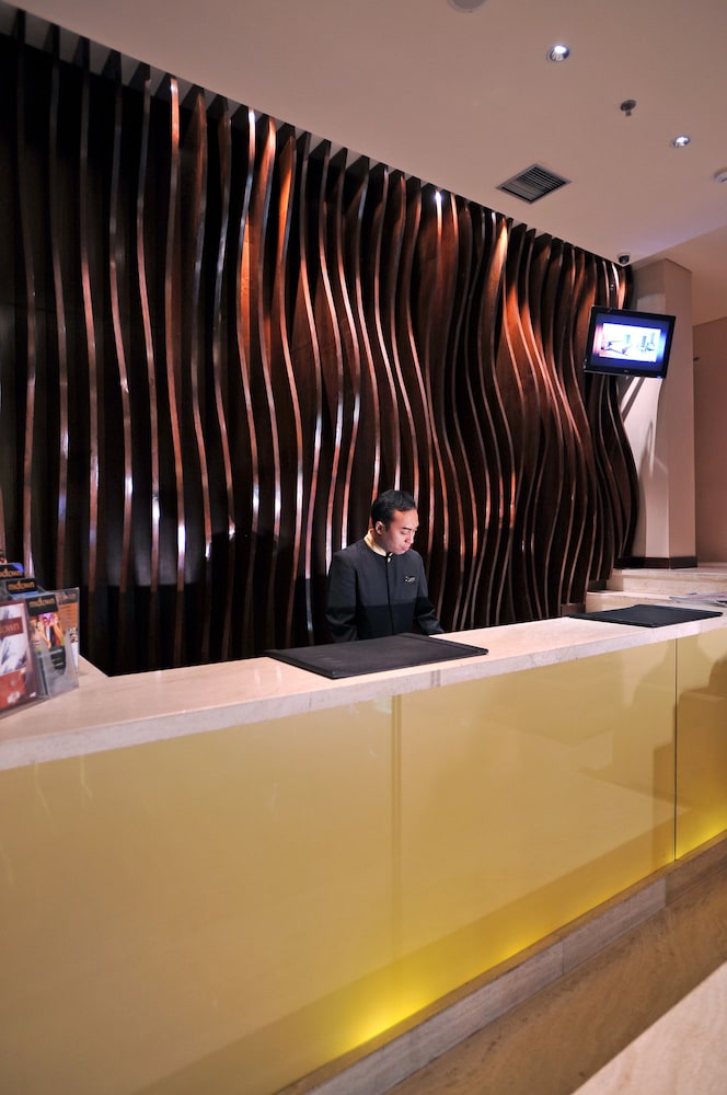 Midtown Hotel Surabaya 8/62