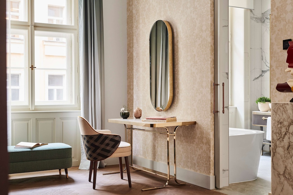 Andaz Prague 10/50