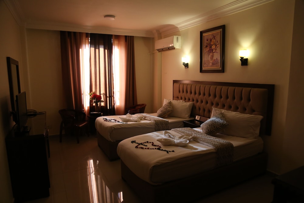 Grape Village Hotel 17/59