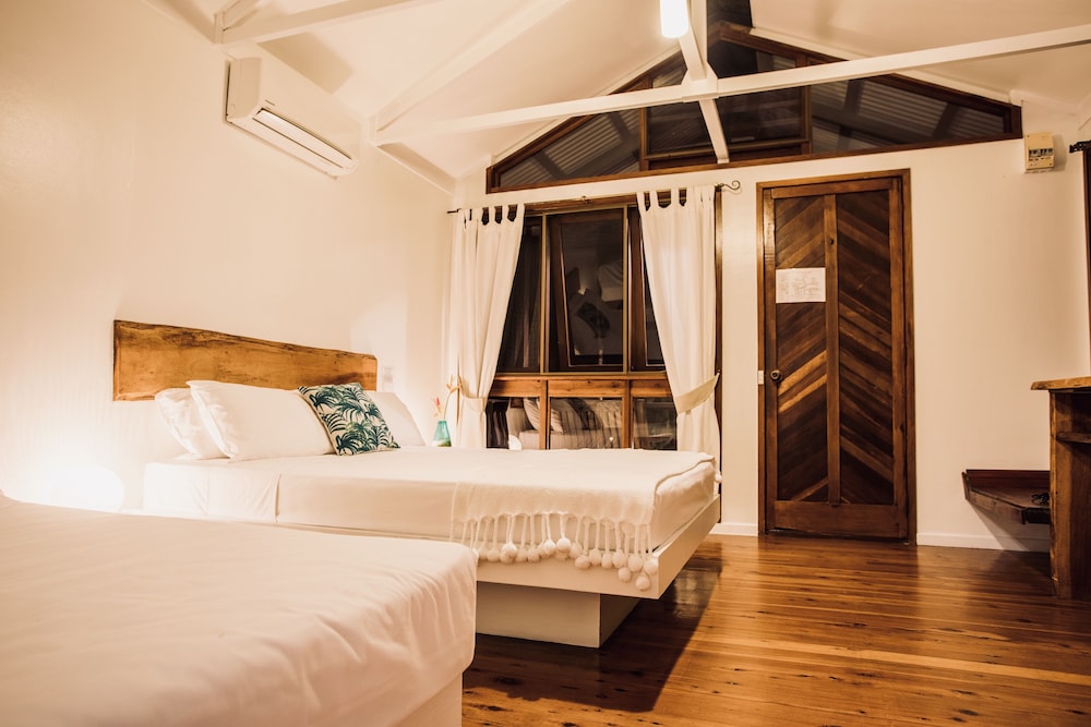 Room at Daintree Wilderness Lodge, DIWAN