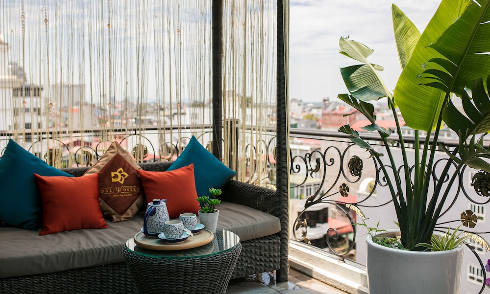 Dal Vostro Hotel and Spa 25/27