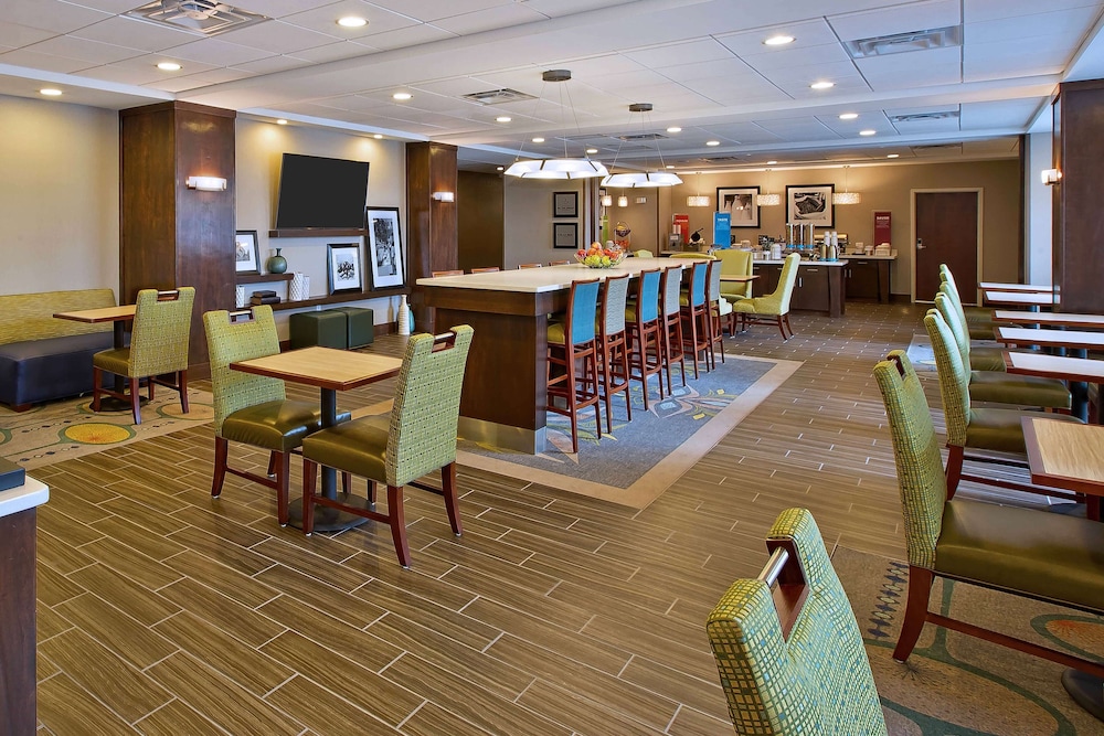 Hampton Inn West Bloomfield Novi 39/43
