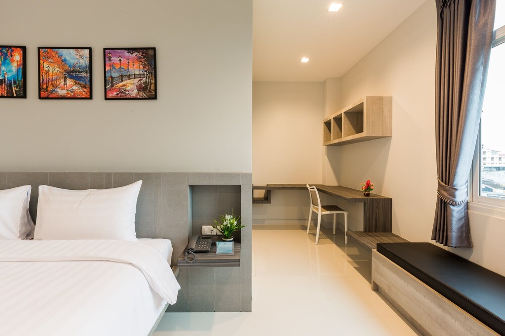 Evergreen Suite Hotel 21/54