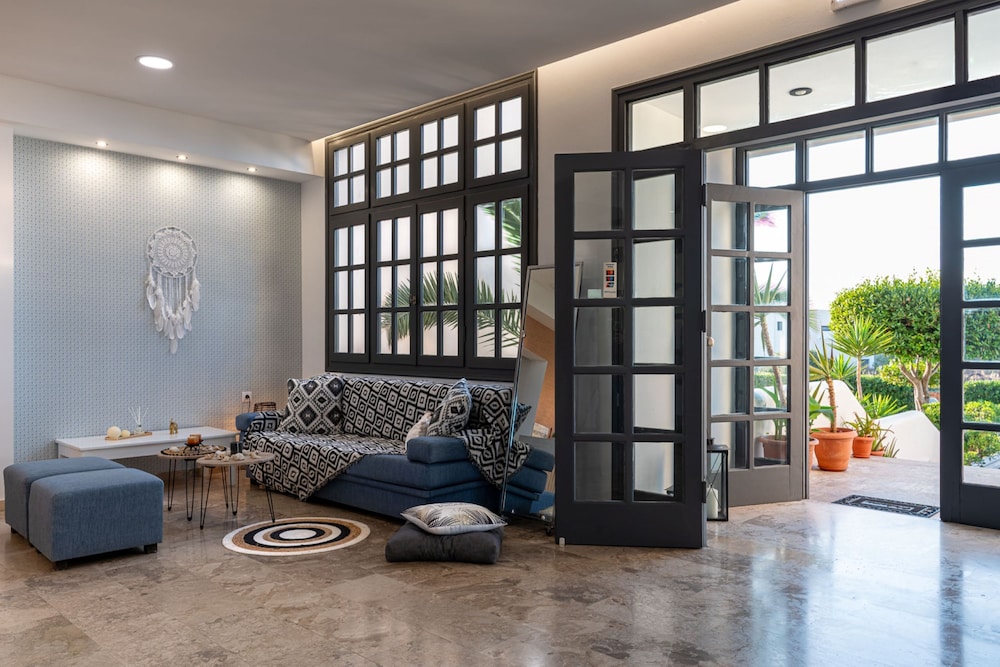 Anemos Inn Adults Only By Estia 33/42