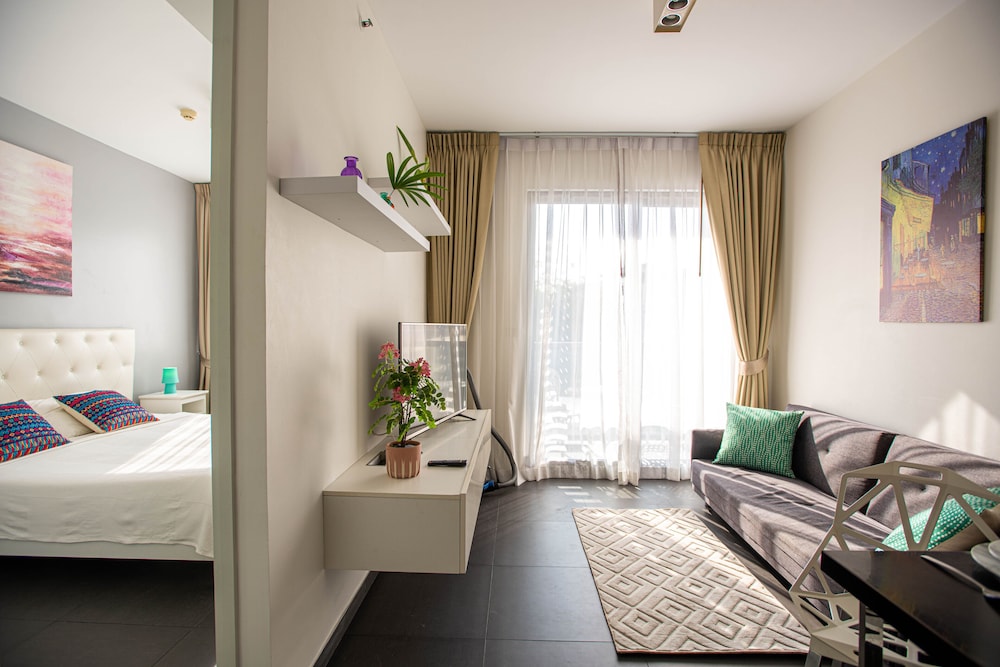 Unixx South Pattaya By Grandisvillas 54/69