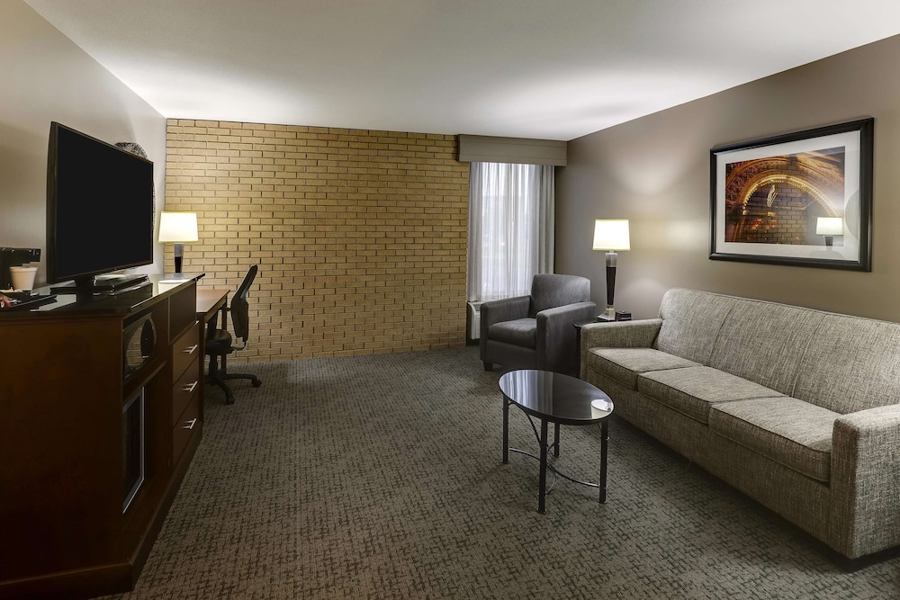 Drury Inn & Suites Columbus Dublin 22/38