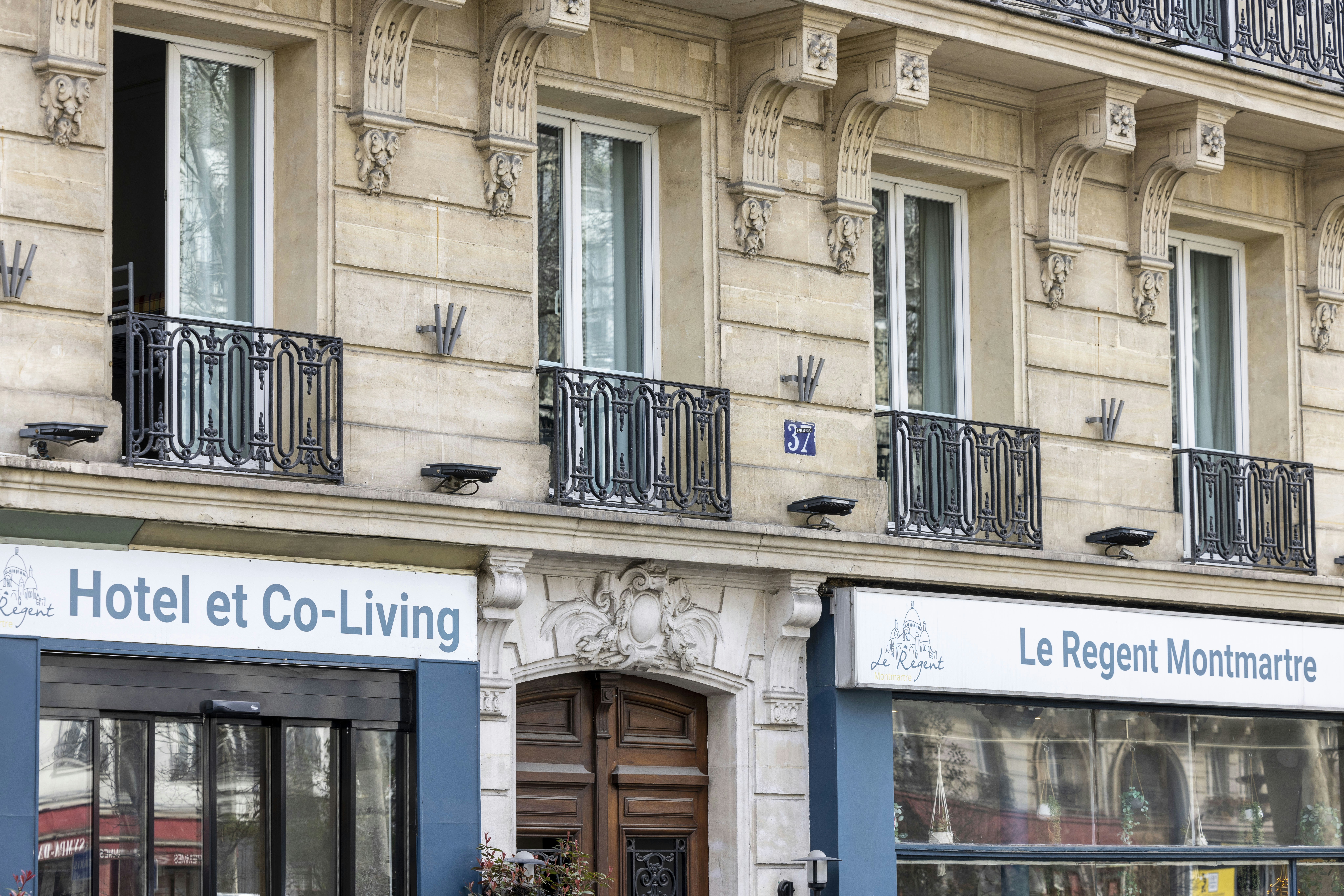 Le Regent Montmartre 1/31