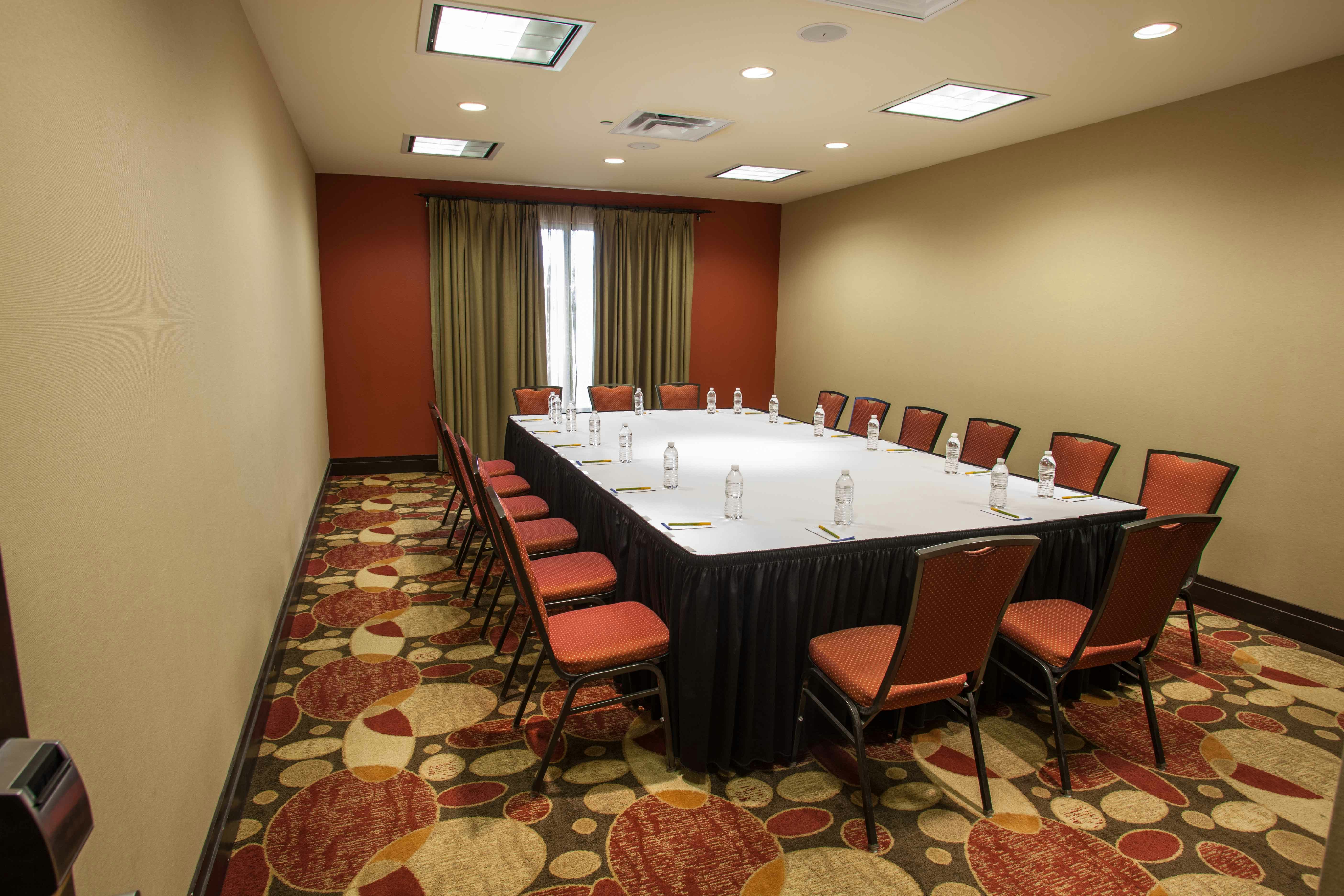 Hilton Garden Inn el Paso University 46/56
