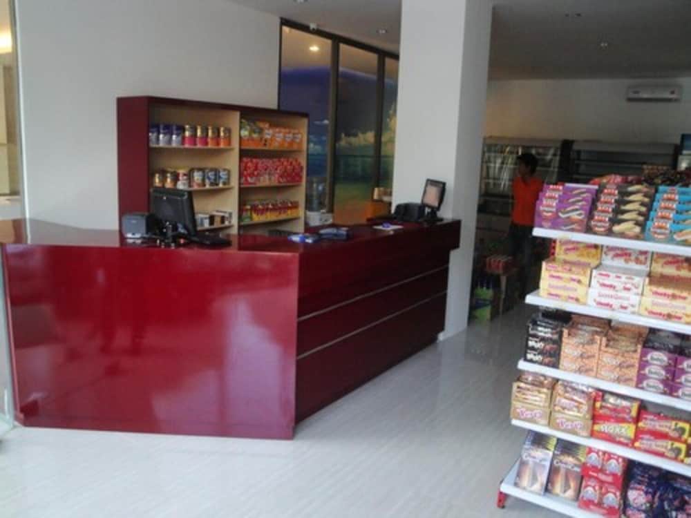 Top Hotel Manado 6/27