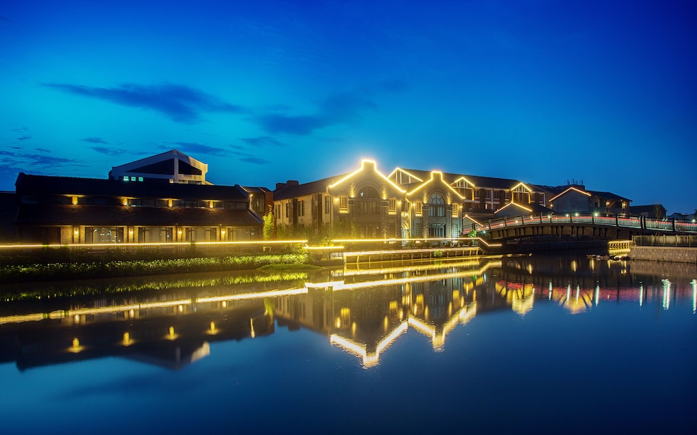 Shanghai Linyin Holiday Hotel 1/71