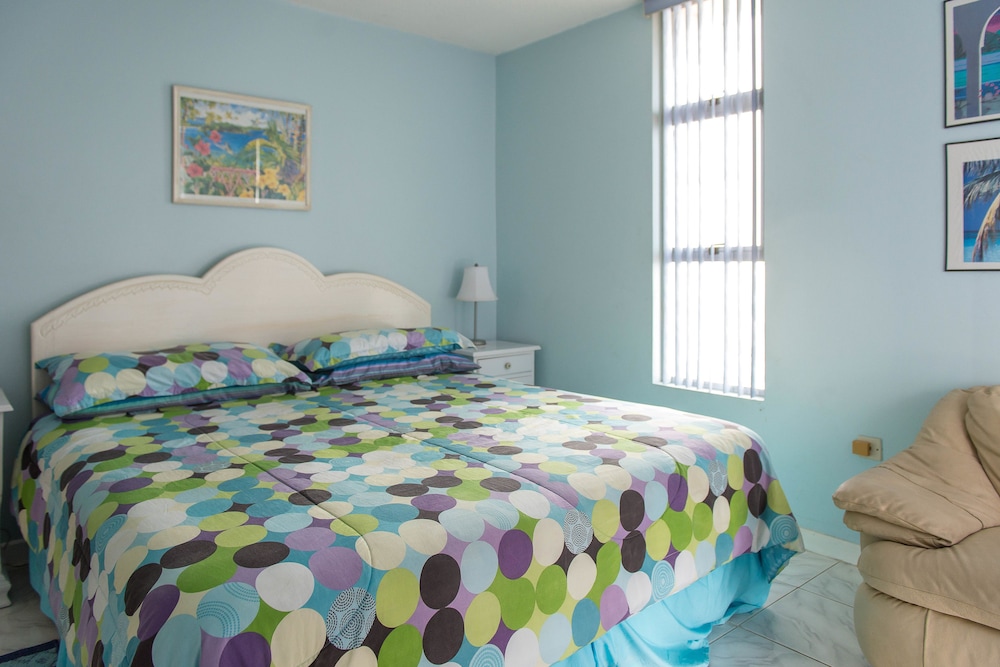 Coral Reef Beach Suite At Montego Bay Club Resort 4/25