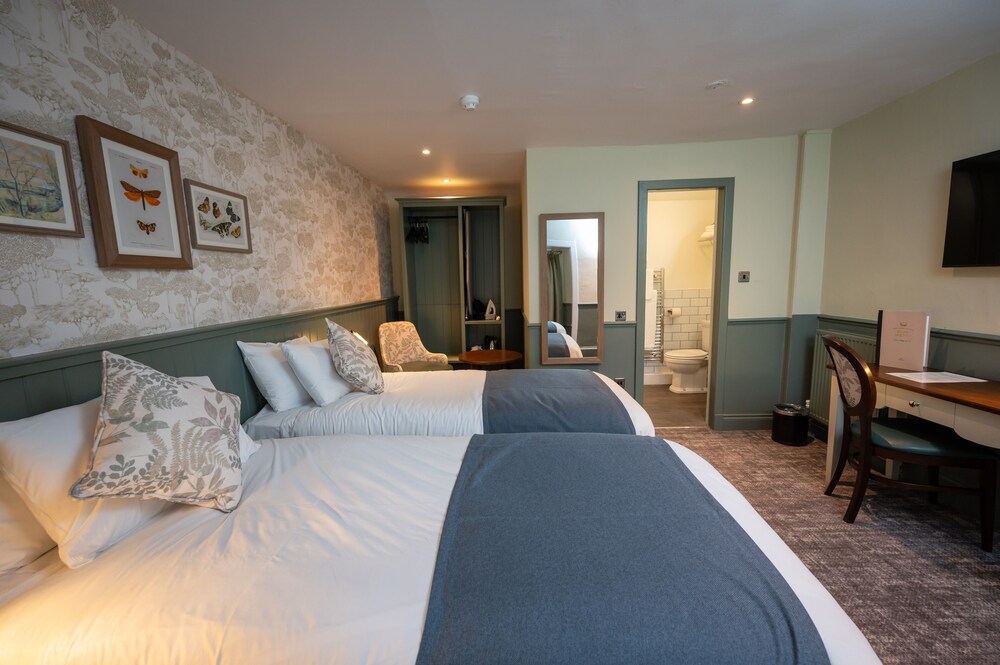 Room, Twin Beds