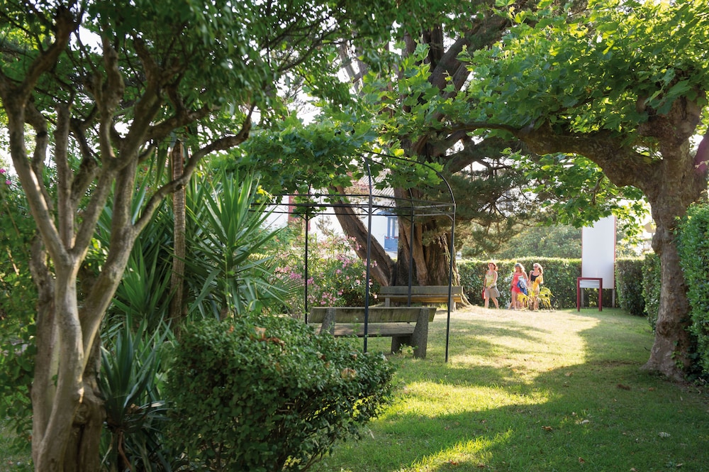 Hotel and Residence Vacances Bleues Orhoitza 39/50
