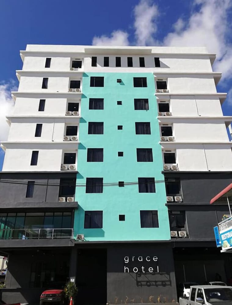 Grace Hotel Semporna 1/16