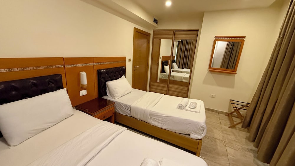 Jewheret Alswefiah Hotel Suites 12/45