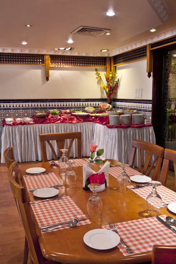 restaurant-cafeteria