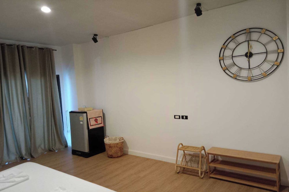 RoomQuest Patong Phuket 13/50