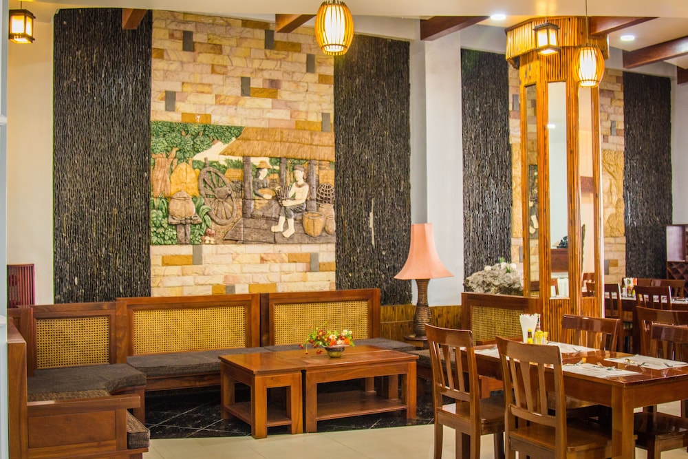 Family Boutique Hotel 56/71