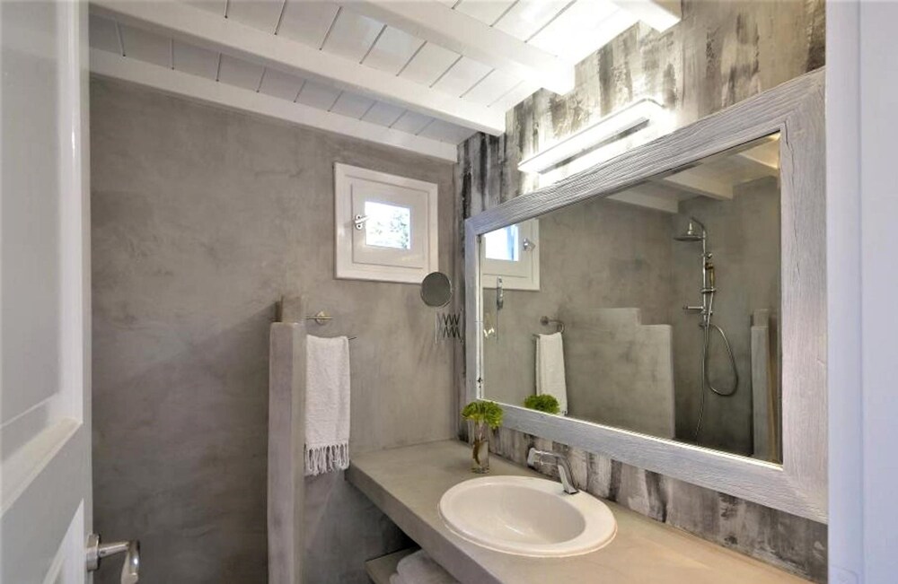 Manu Mykonos Luxury Villa 35/46