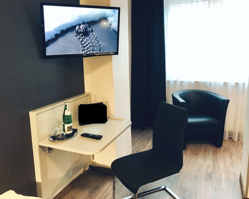 Hotel Alt Deutz City-Messe-Arena 32/50