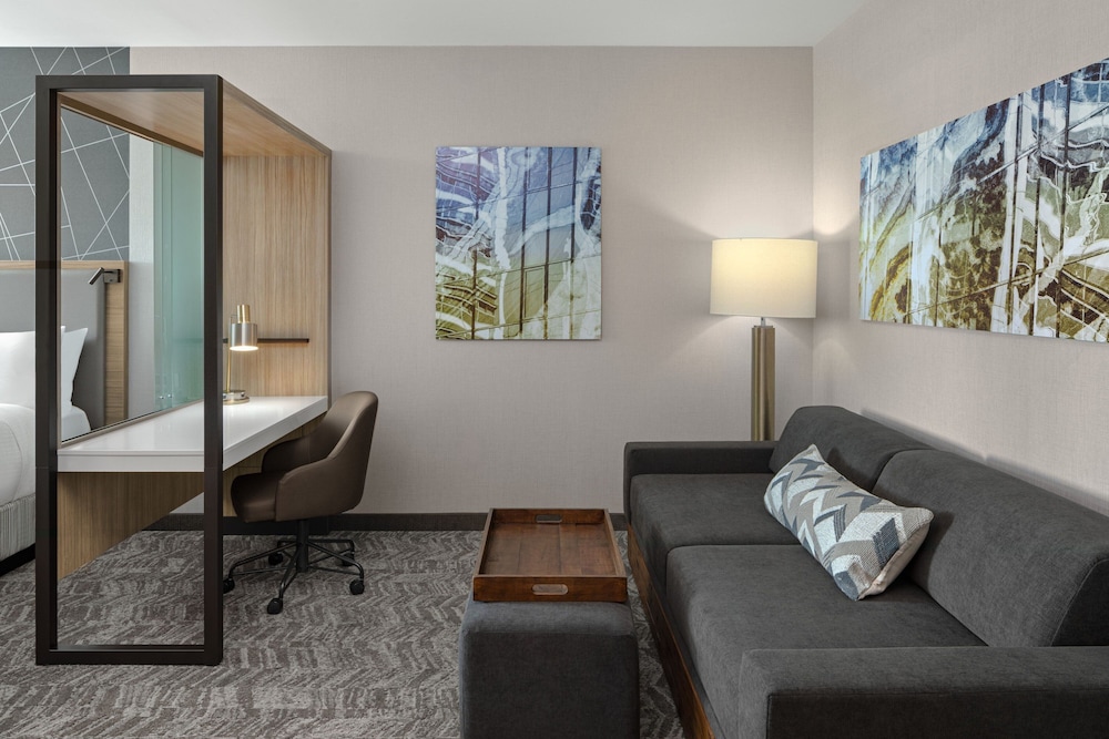 SpringHill Suites Kalamazoo Portage 9/18