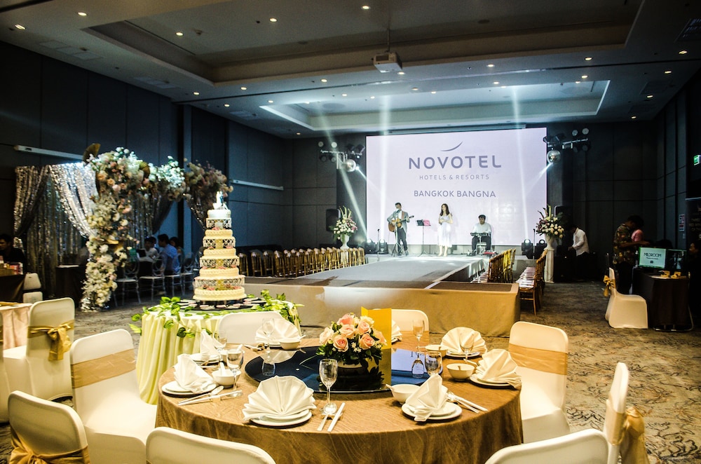 Novotel Bangkok Bangna 57/74