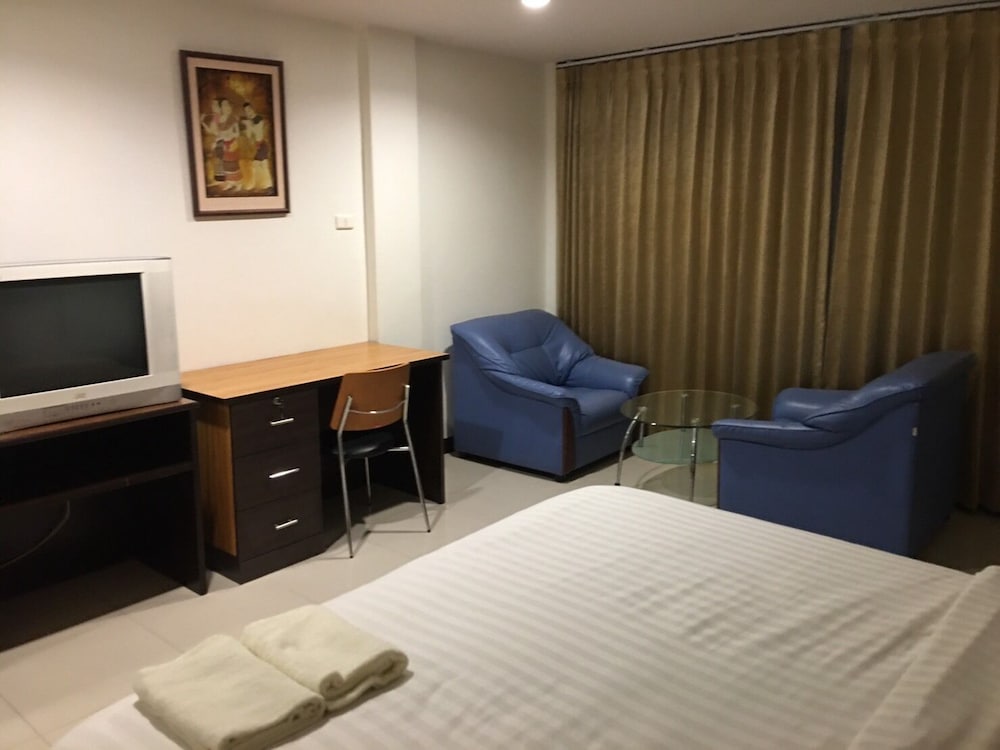 Tamarind Residences 11/51