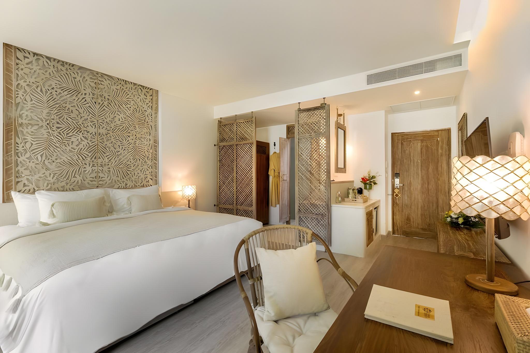 Tropical, Garden, Single Bed, Pool Access