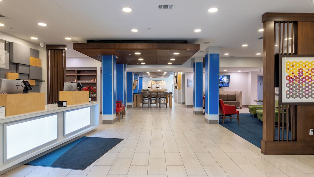Holiday Inn Express Hotel And Suites Macon West 15/63
