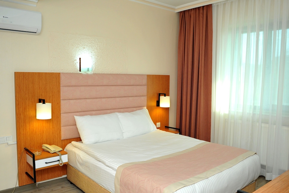 STANDARD, DOUBLE BED