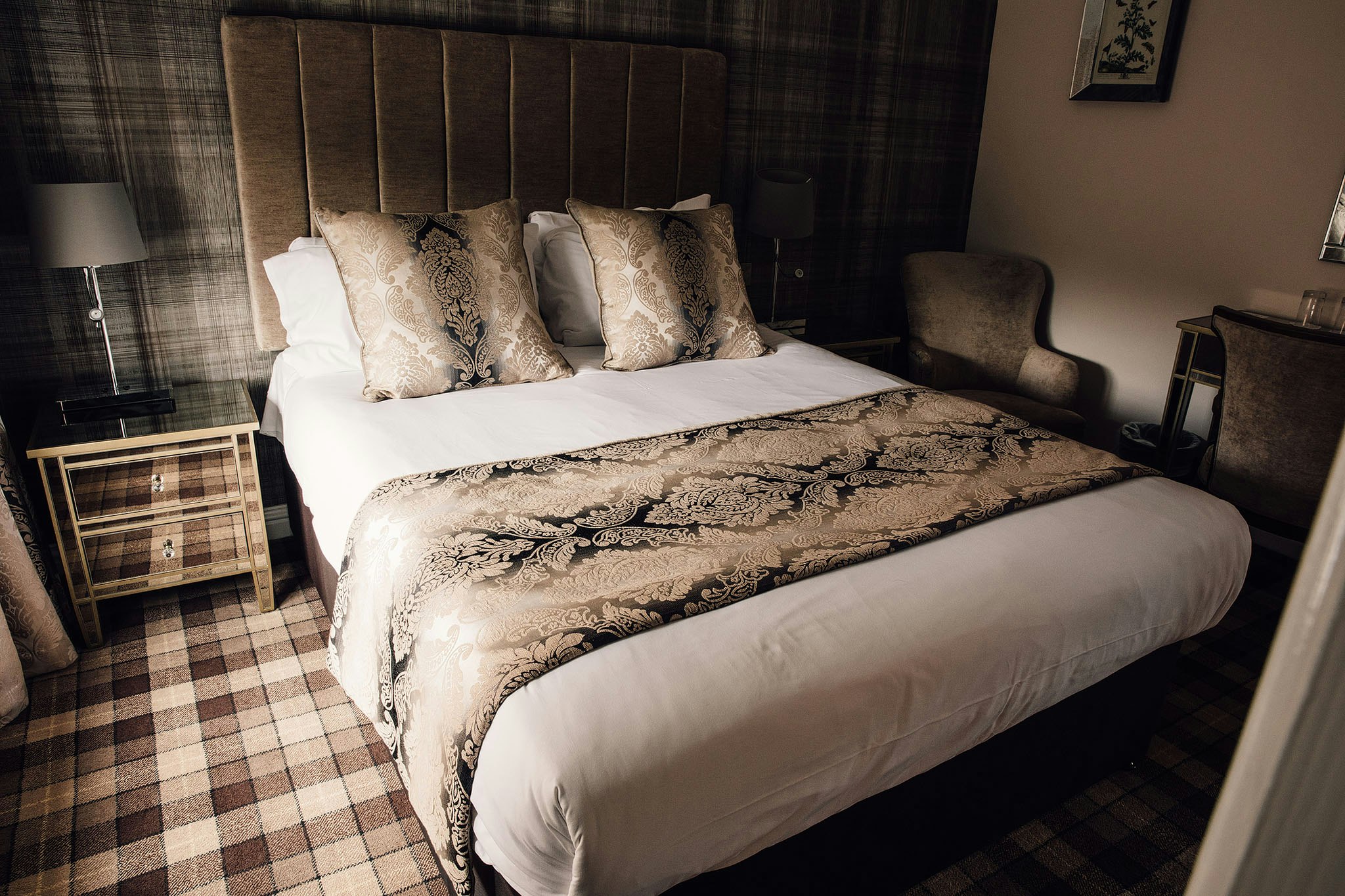 Manor House Hotel 11/48