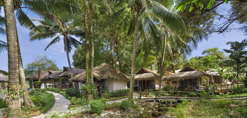 The Beach Natural Resort Koh Kood 38/50