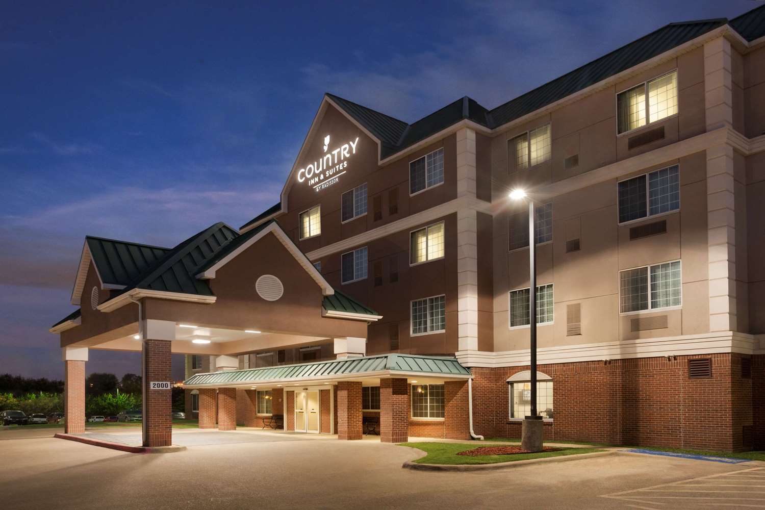 Country Inn & Suites By Radisson, DFW Airport South, TX 2/38