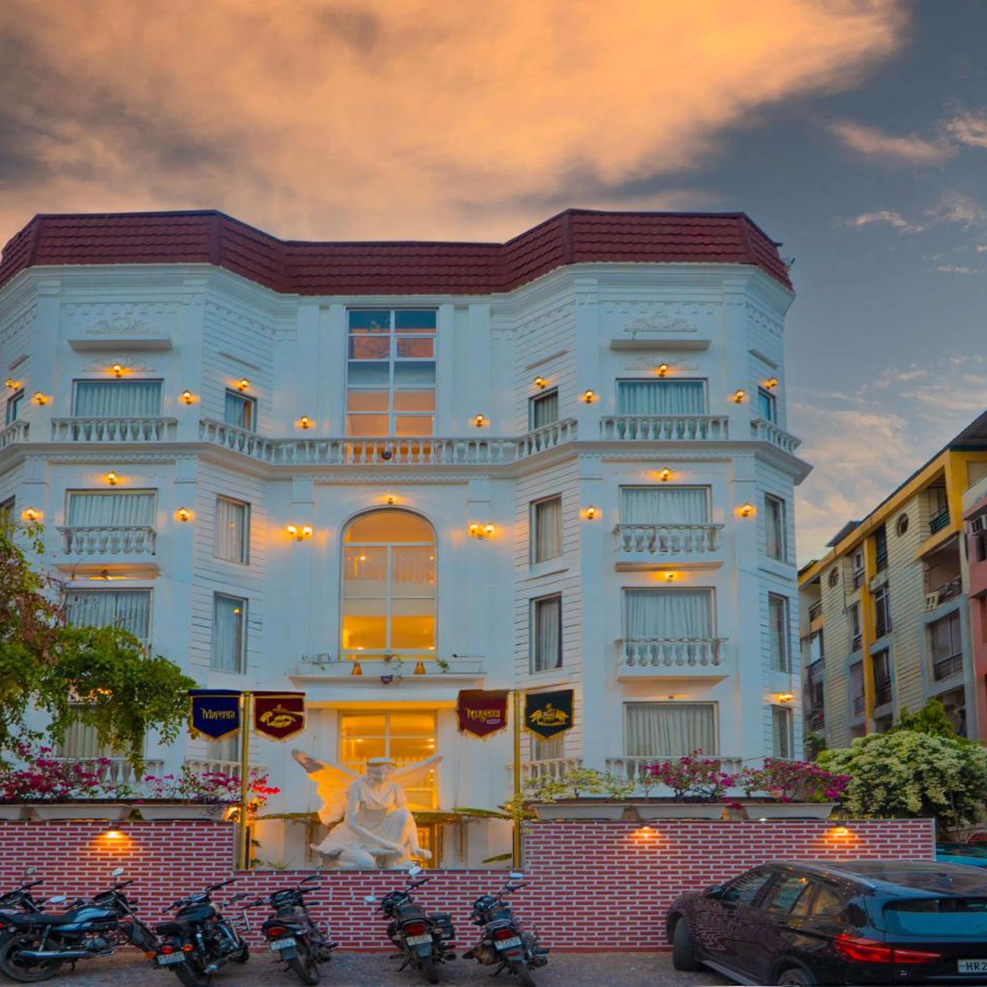 Hotel Magenta Jaipur 1/32