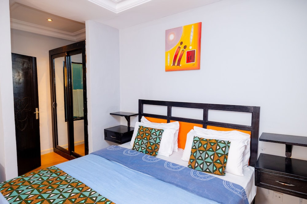 Sunu Hotel 7/37