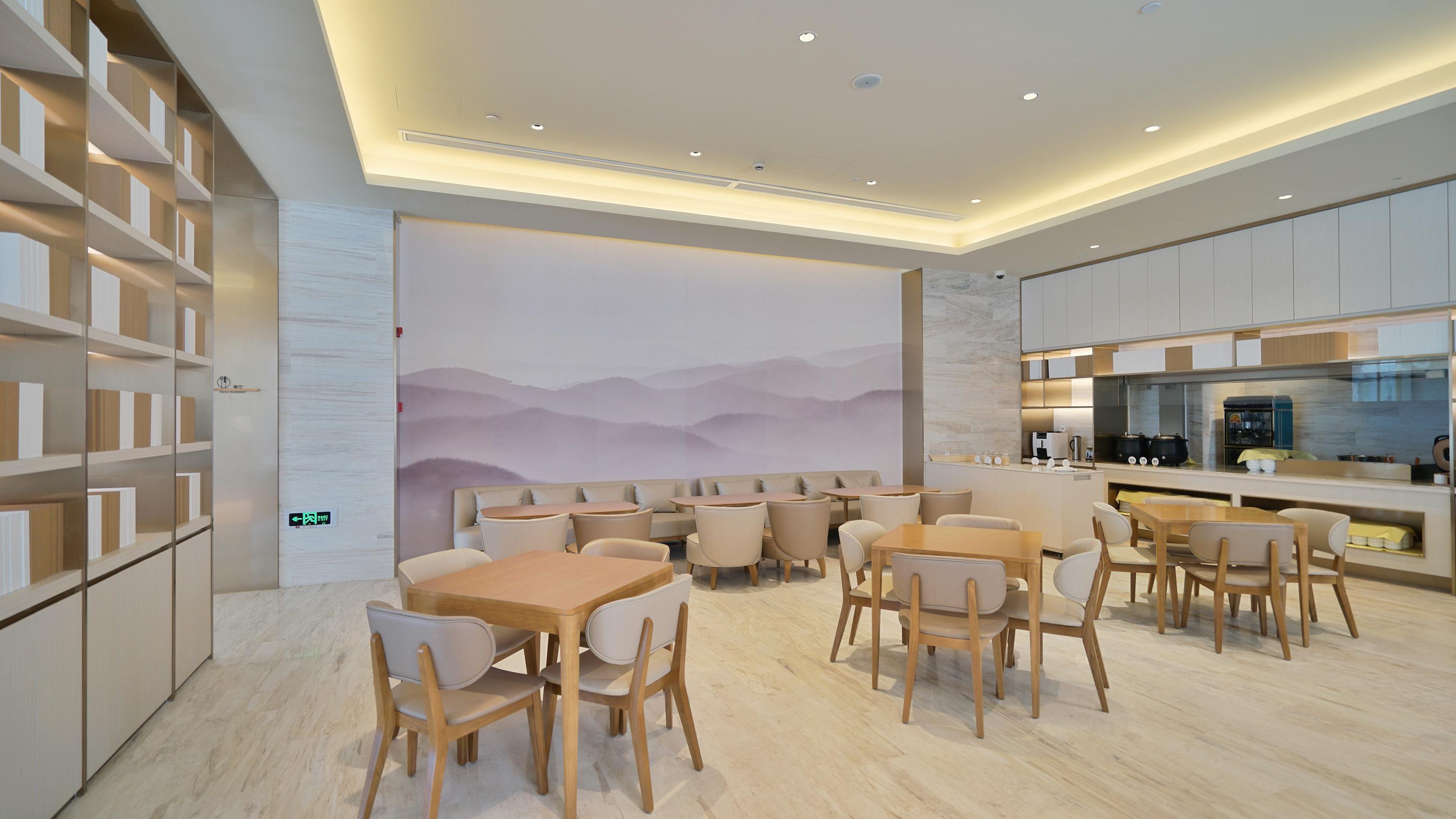 Ji Hotel (Shanghai Hongqiao National Exhibition and Convention Center Huaxiang Road) 22/33