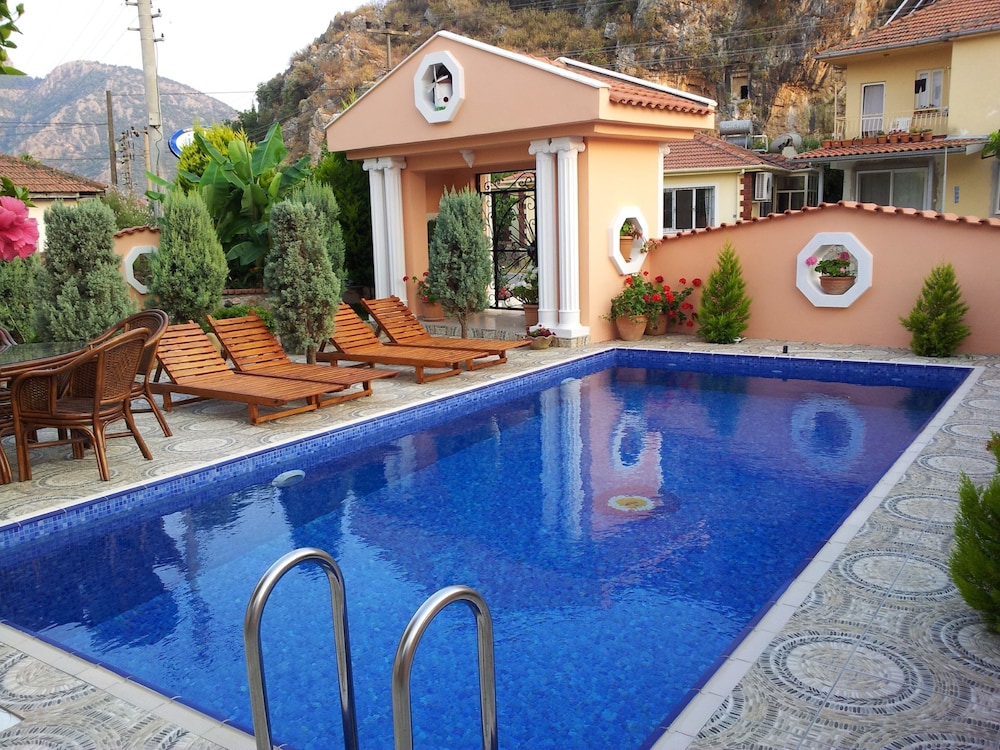 Dalyan Palace 50/76